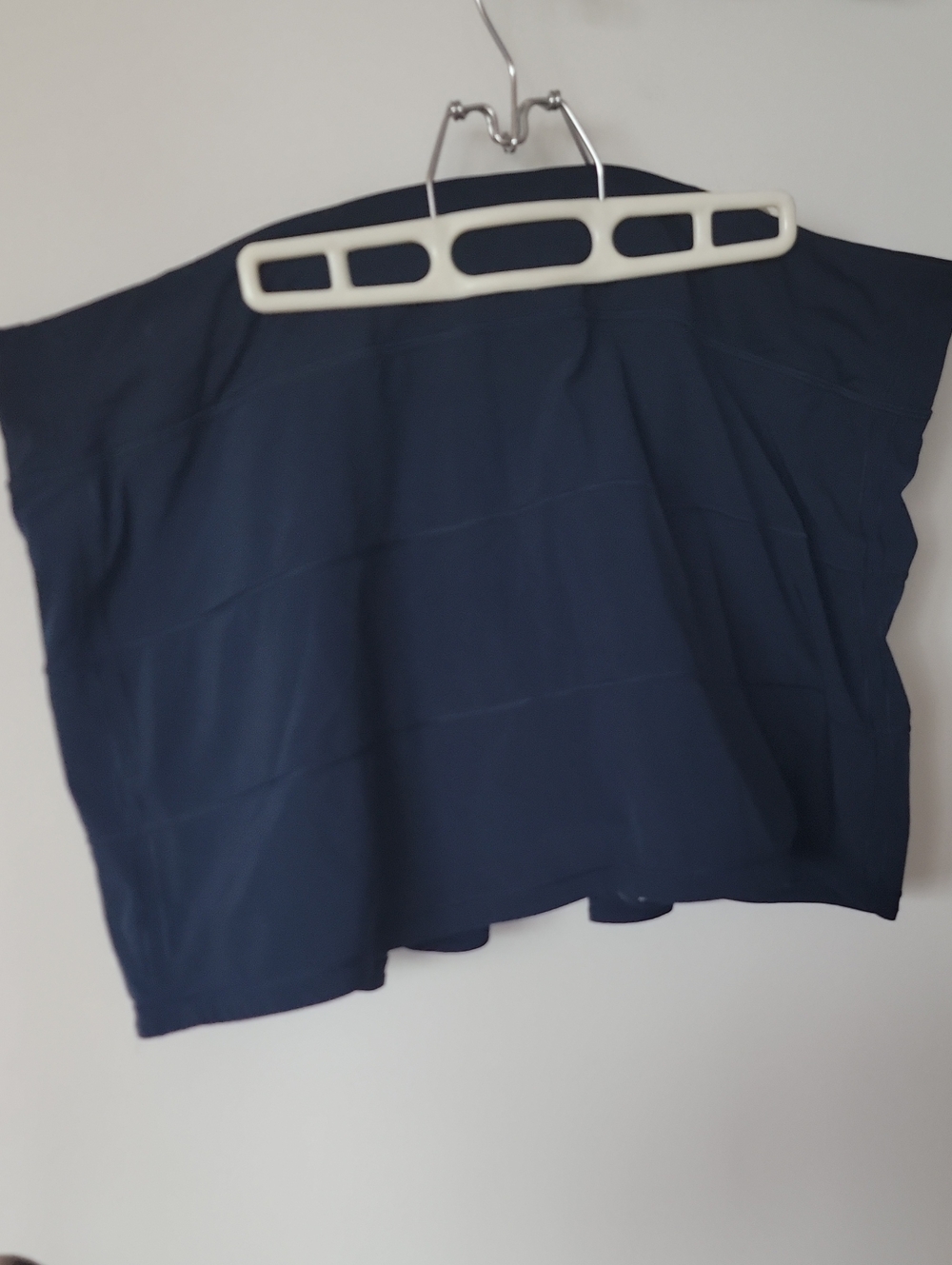 Lululemon Women’s Navy Skort